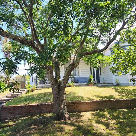 Quirky Villa Homestay Whanganui Buitenkant foto