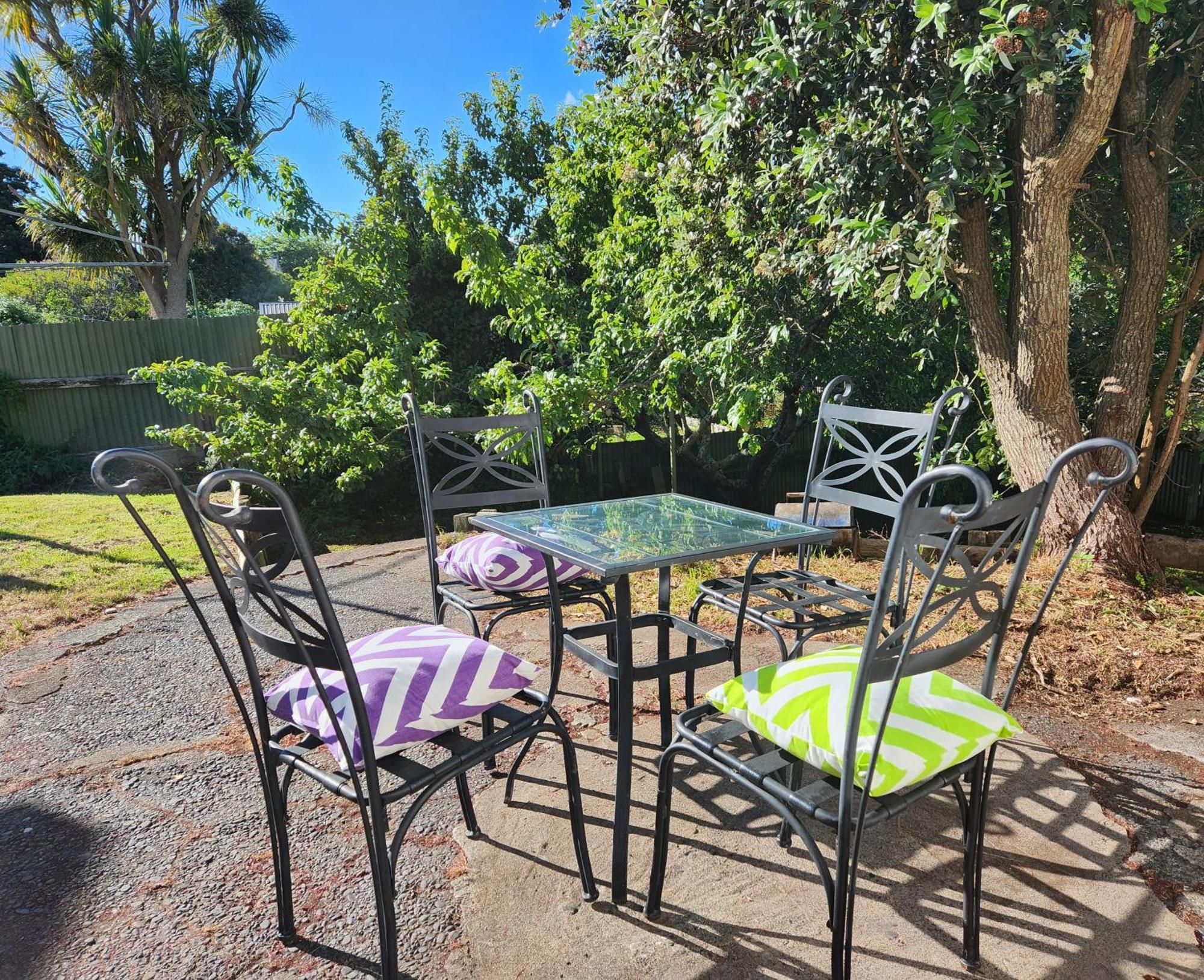 Quirky Villa Homestay Whanganui Buitenkant foto